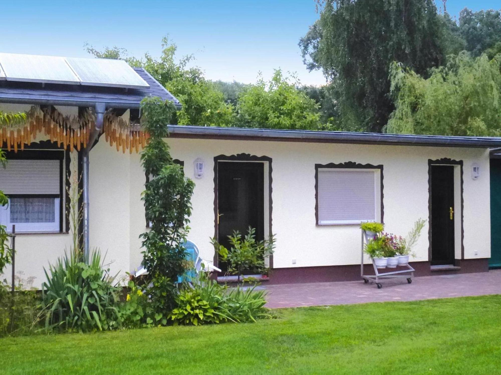 Bungalow In L Bben With A Terrace Lübben Eksteriør bilde