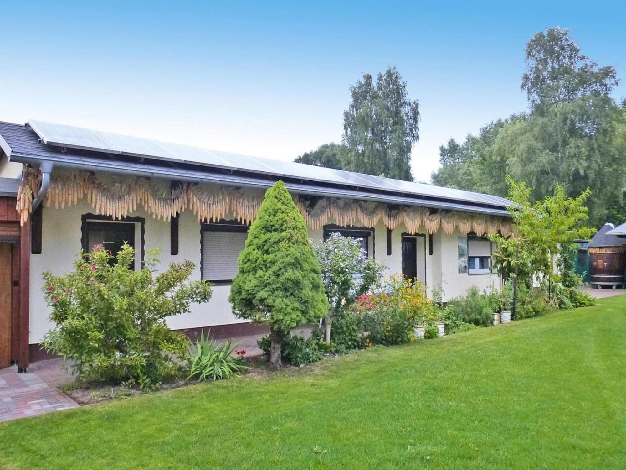 Bungalow In L Bben With A Terrace Lübben Eksteriør bilde
